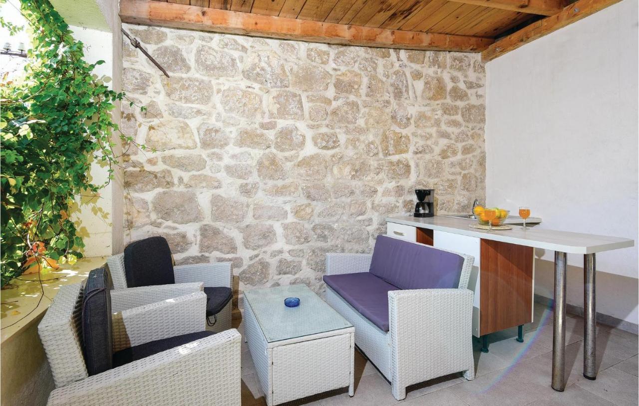 4 Bedroom Lovely Home In Zuljana Exterior photo