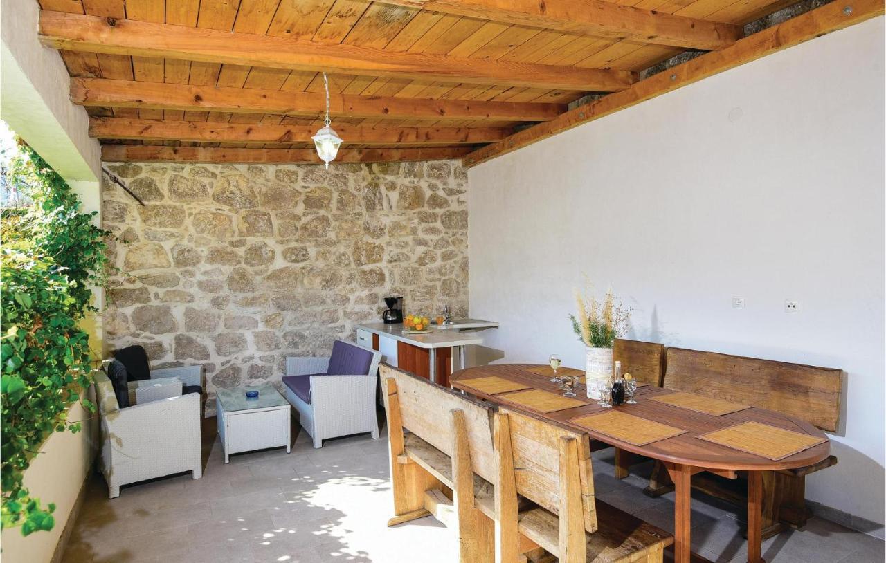 4 Bedroom Lovely Home In Zuljana Exterior photo