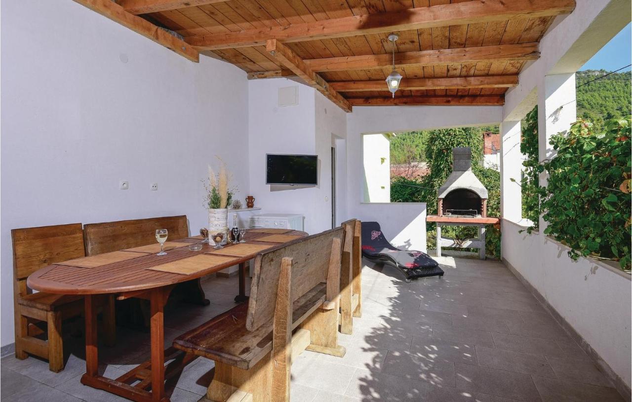 4 Bedroom Lovely Home In Zuljana Exterior photo