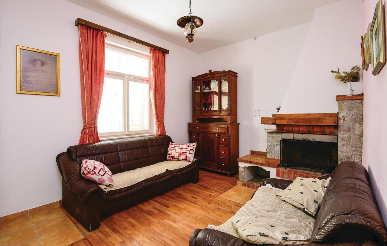 4 Bedroom Lovely Home In Zuljana Exterior photo