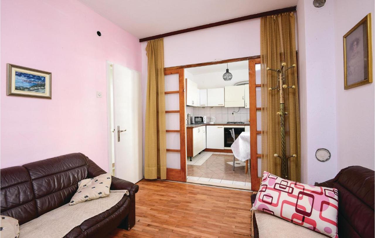 4 Bedroom Lovely Home In Zuljana Exterior photo